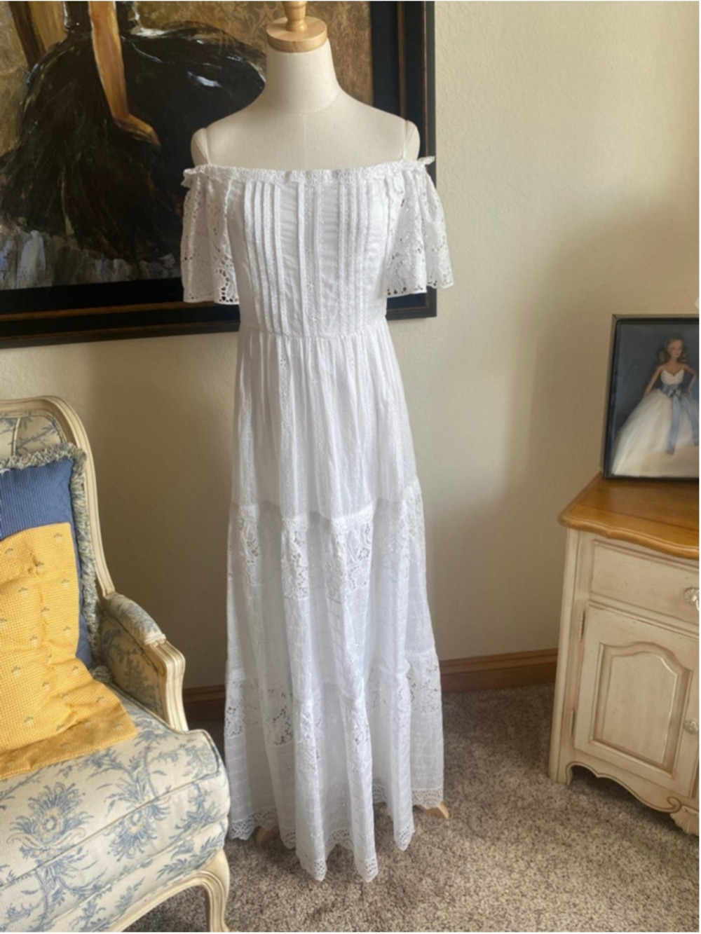 NWT Valentino White Off-Shoulder Eyelet Maxi Dress Size 8 - Picture 6 of 9